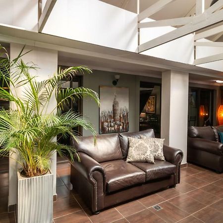 Lala Dene Lodge Bloemfontein Zewnętrze zdjęcie