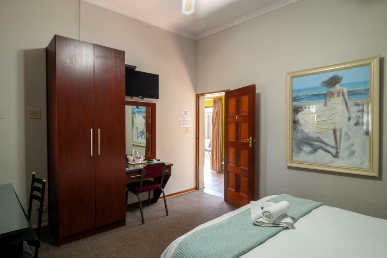 Lala Dene Lodge Bloemfontein Zewnętrze zdjęcie