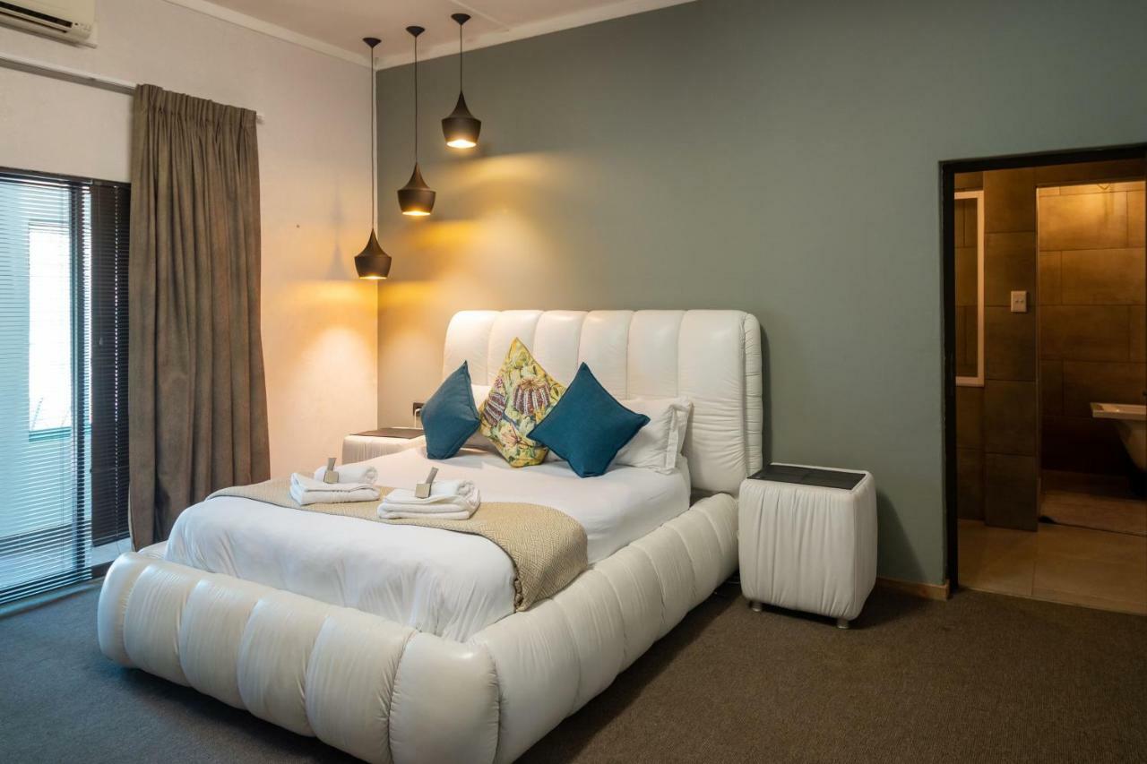 Lala Dene Lodge Bloemfontein Zewnętrze zdjęcie