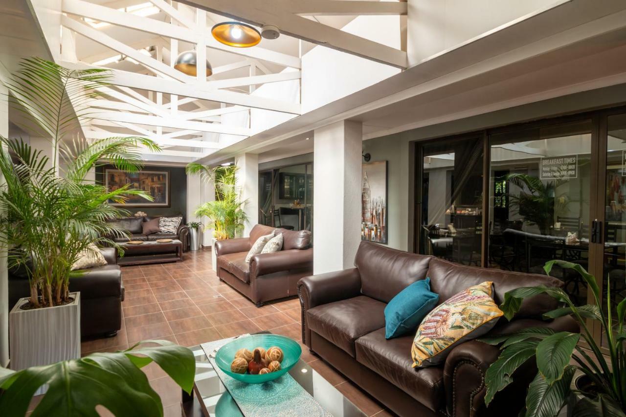 Lala Dene Lodge Bloemfontein Zewnętrze zdjęcie